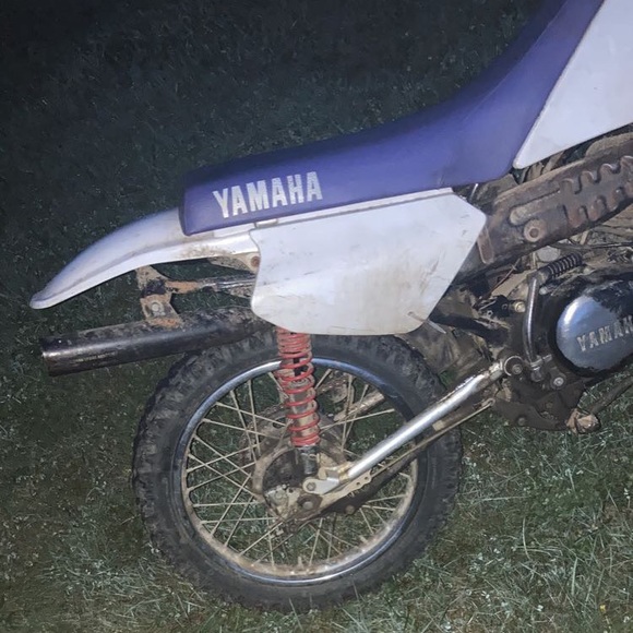 Needs brakes and rear A-arm bushing - Picture 2 of 3